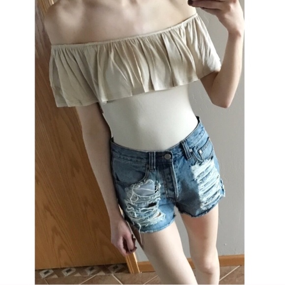 Honey Punch Nude Ruffle Off Shoulder Bodysuit - Picture 4 of 5